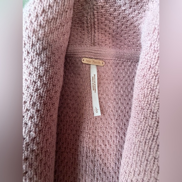 Free People Chamomile Pink Rose Cardigan Large EUC - Picture 11 of 14